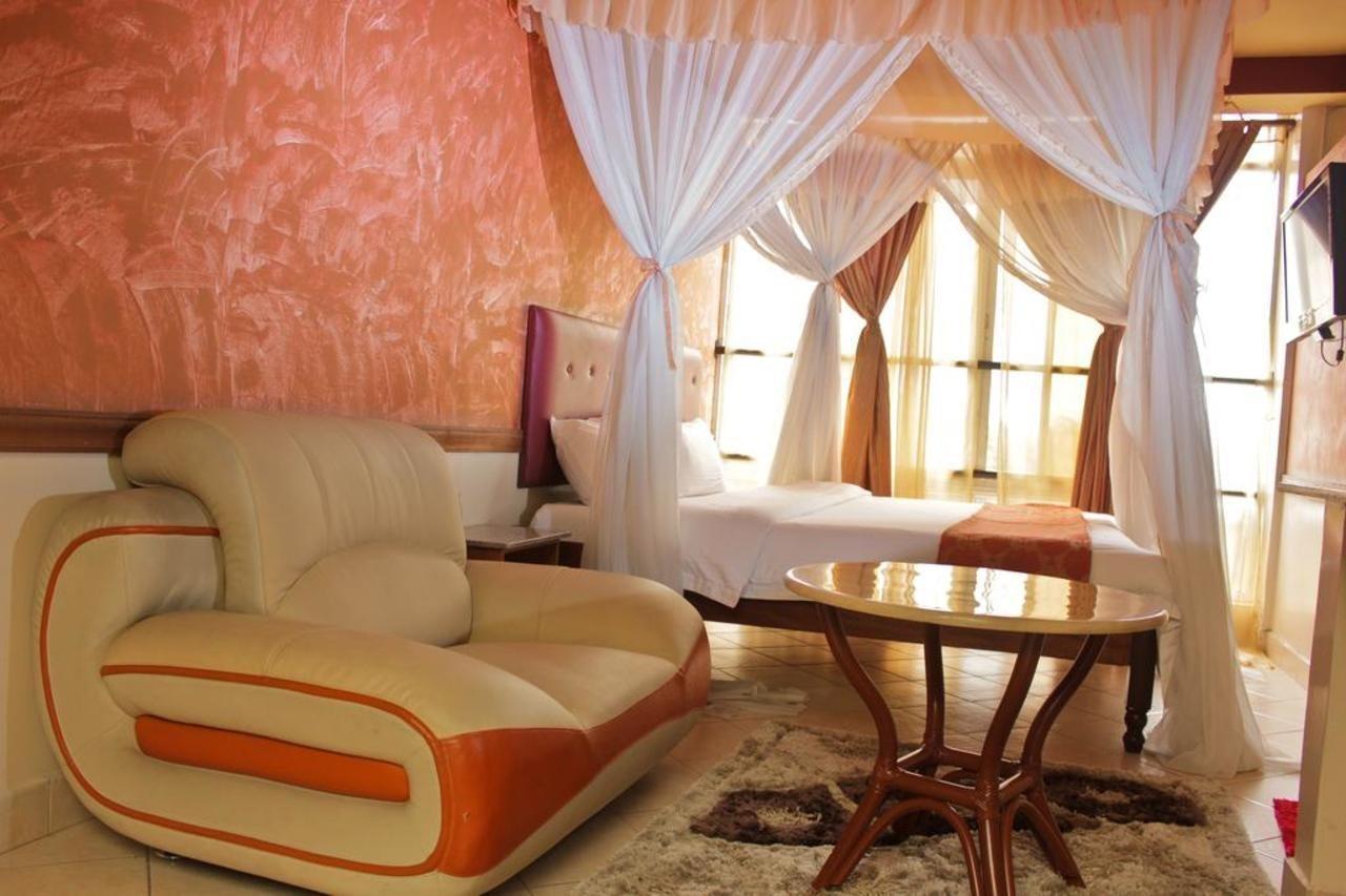 เพิร์ล พาเลซ โฮเต็ล Hotel ไนโรบี ภายนอก รูปภาพ