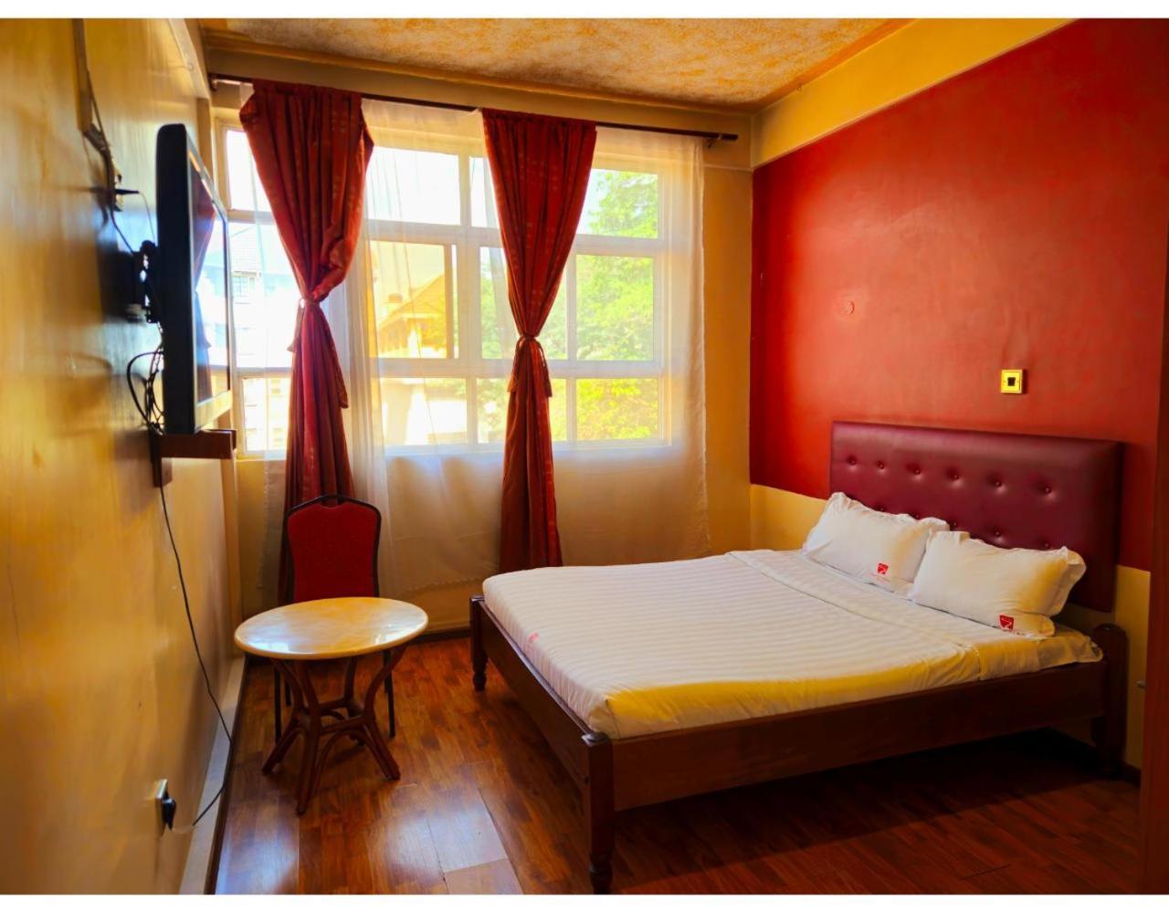 เพิร์ล พาเลซ โฮเต็ล Hotel ไนโรบี ภายนอก รูปภาพ