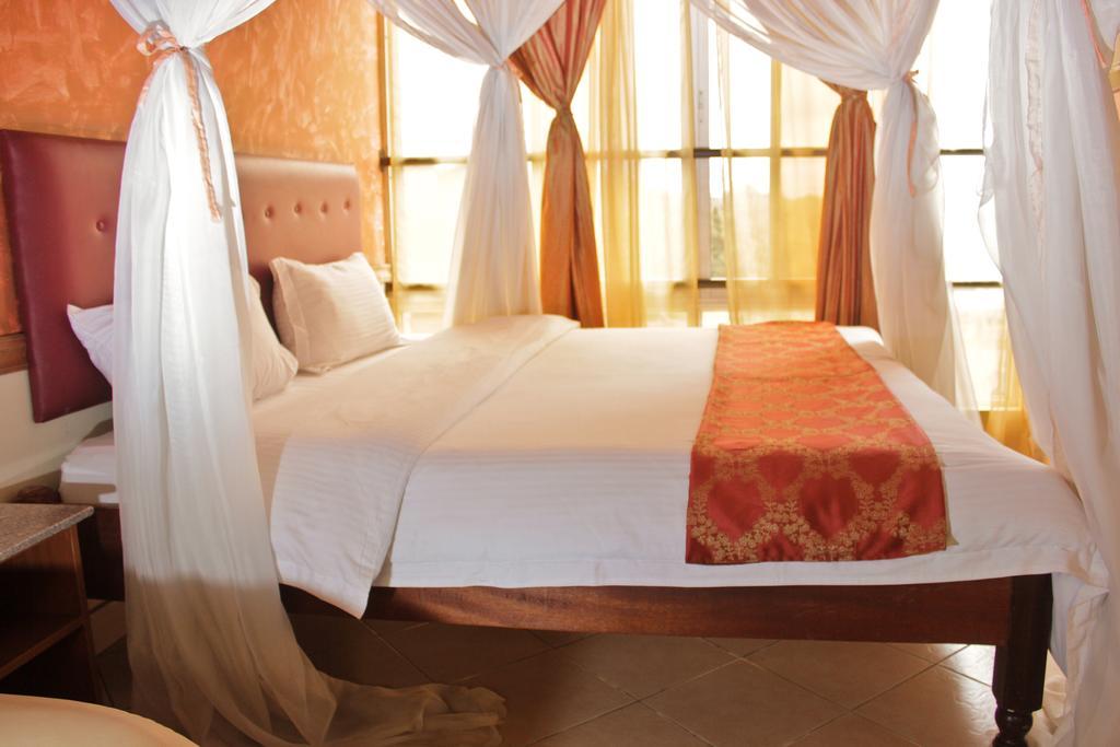 เพิร์ล พาเลซ โฮเต็ล Hotel ไนโรบี ภายนอก รูปภาพ